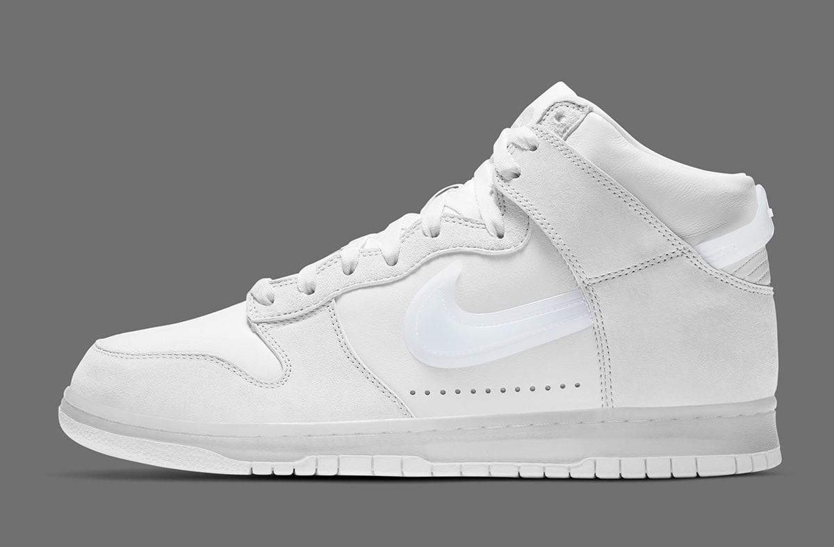 人気話題コラボ！Nike x Slam Jam Dunk High White Black NAUGHTY, NAUGHTY, VERY NAUGHTY - Slam Jam x Nike Dunk High