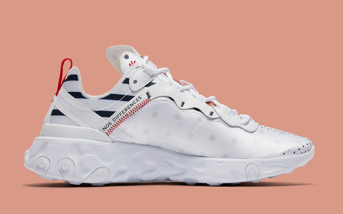 Nike white and navy women's world outlet cup react element 55 trainers