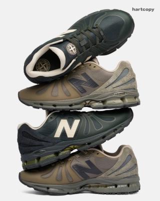 Stone Island x New Balance 1890. Photo via Hartcopy.