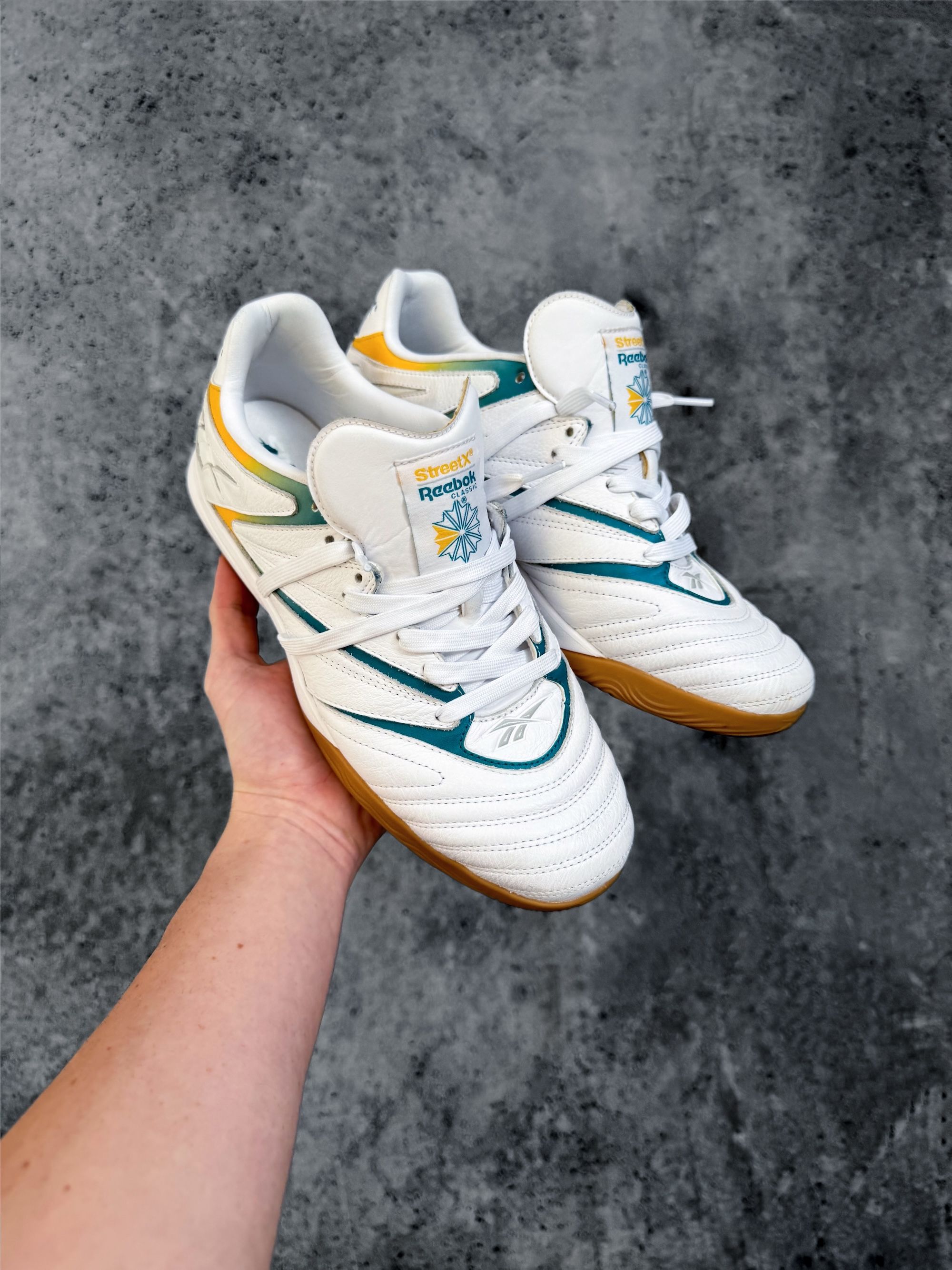StreetX x Reebok Sidewinder Indoor. Photo via StreetX.