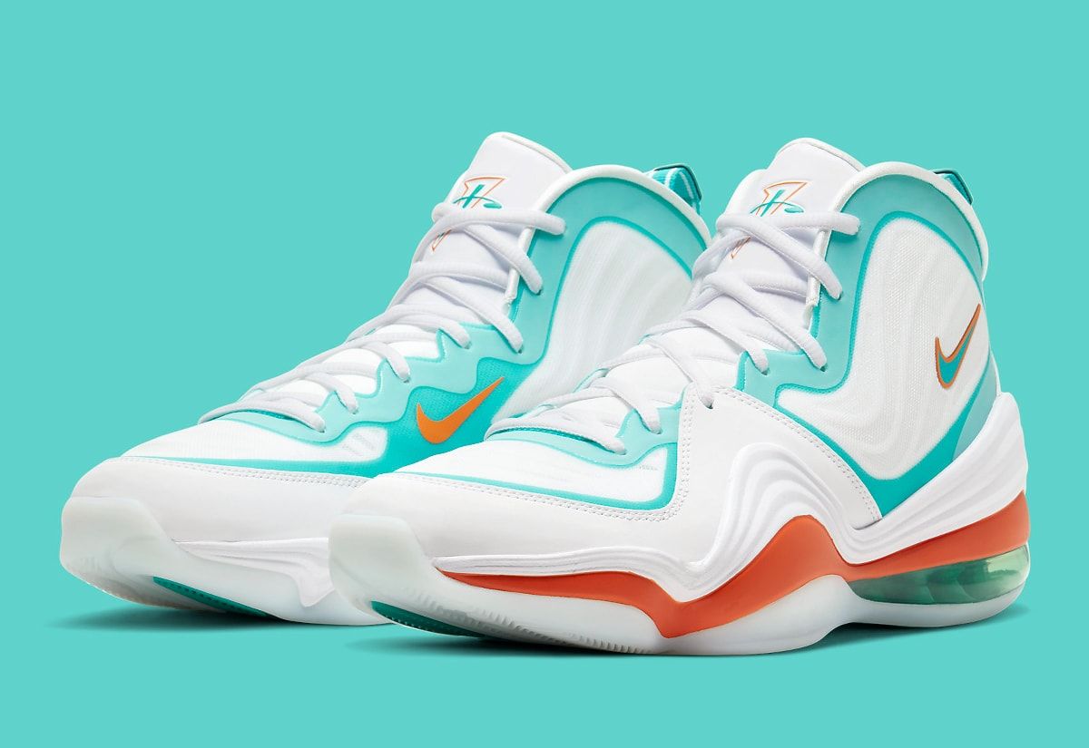 NIKE AIR PENNY V 5 MIAMI DOLPHINS BASKETBALL SHOES WHITE CJ5396