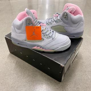 2006 Women's Air Jordan 5 "Shy Pink" via liukangscloset/IG.