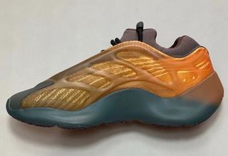adidas yeezy maillot 700 v3 copper fade release date 5