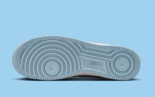 Outsole of Nike's Air Force 1 Low in a "White/Light Armory Blue/Photon Dust" color scheme.
