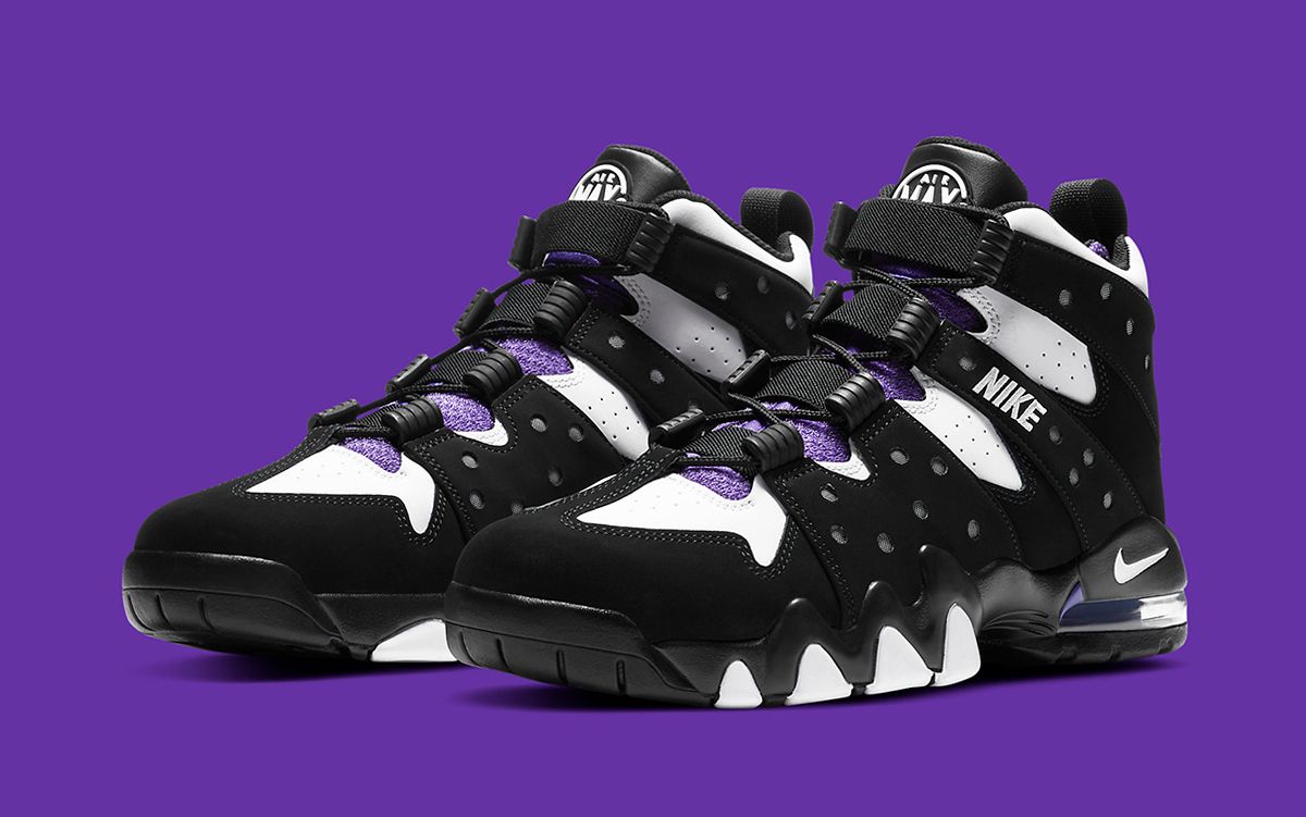 Purple black and white nike shoes online