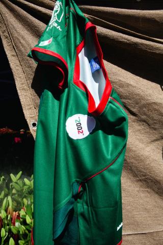Mexico 2002 Home Jersey Reissue by Atlética (green). Photo via Atlética/MARGO STUDIO.