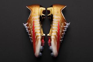 CR7 x Nike Mercurial Superfly 11 "Gold Scorpion" boots. Photo via Nike.