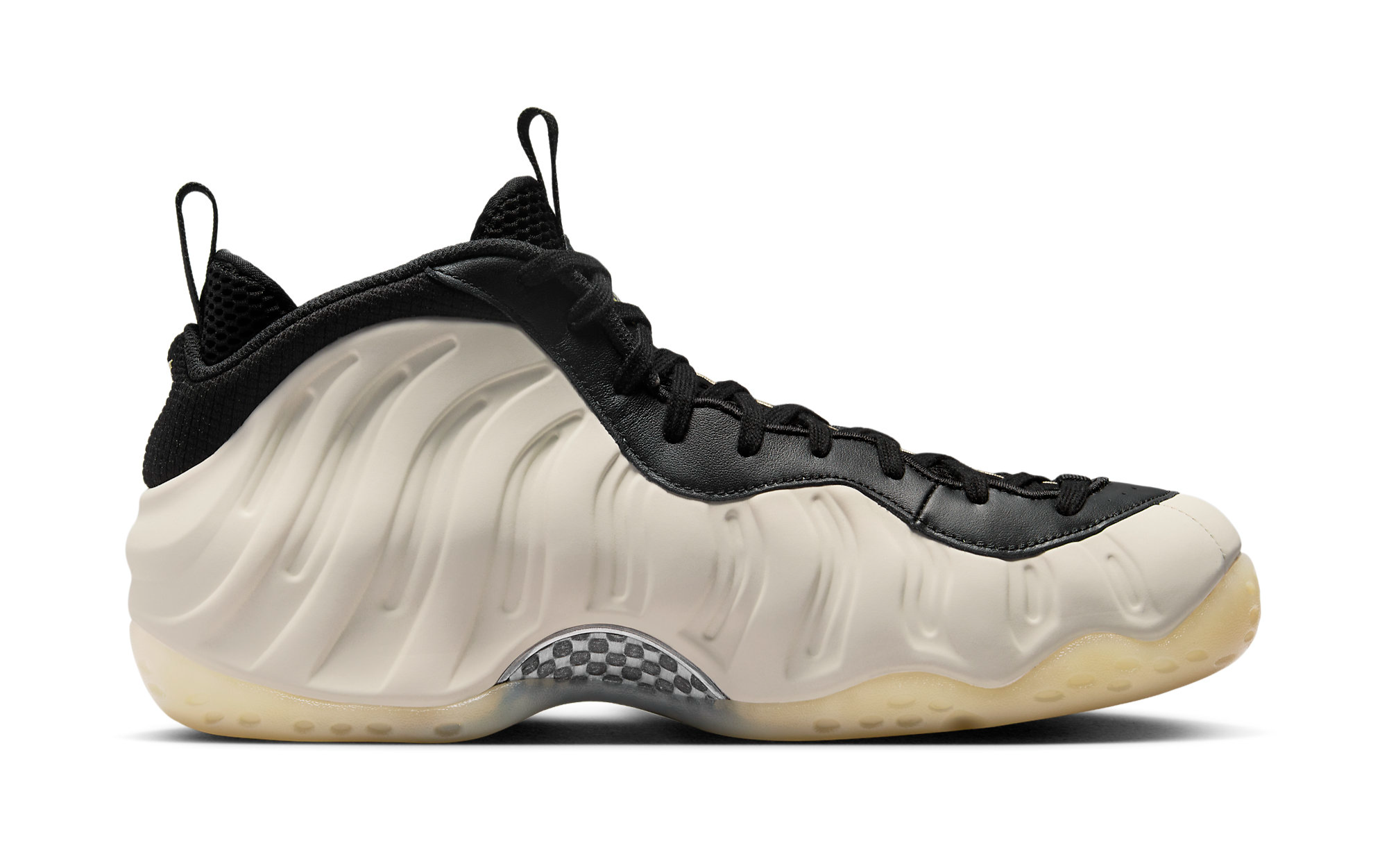 Black foams with gold hot sale check