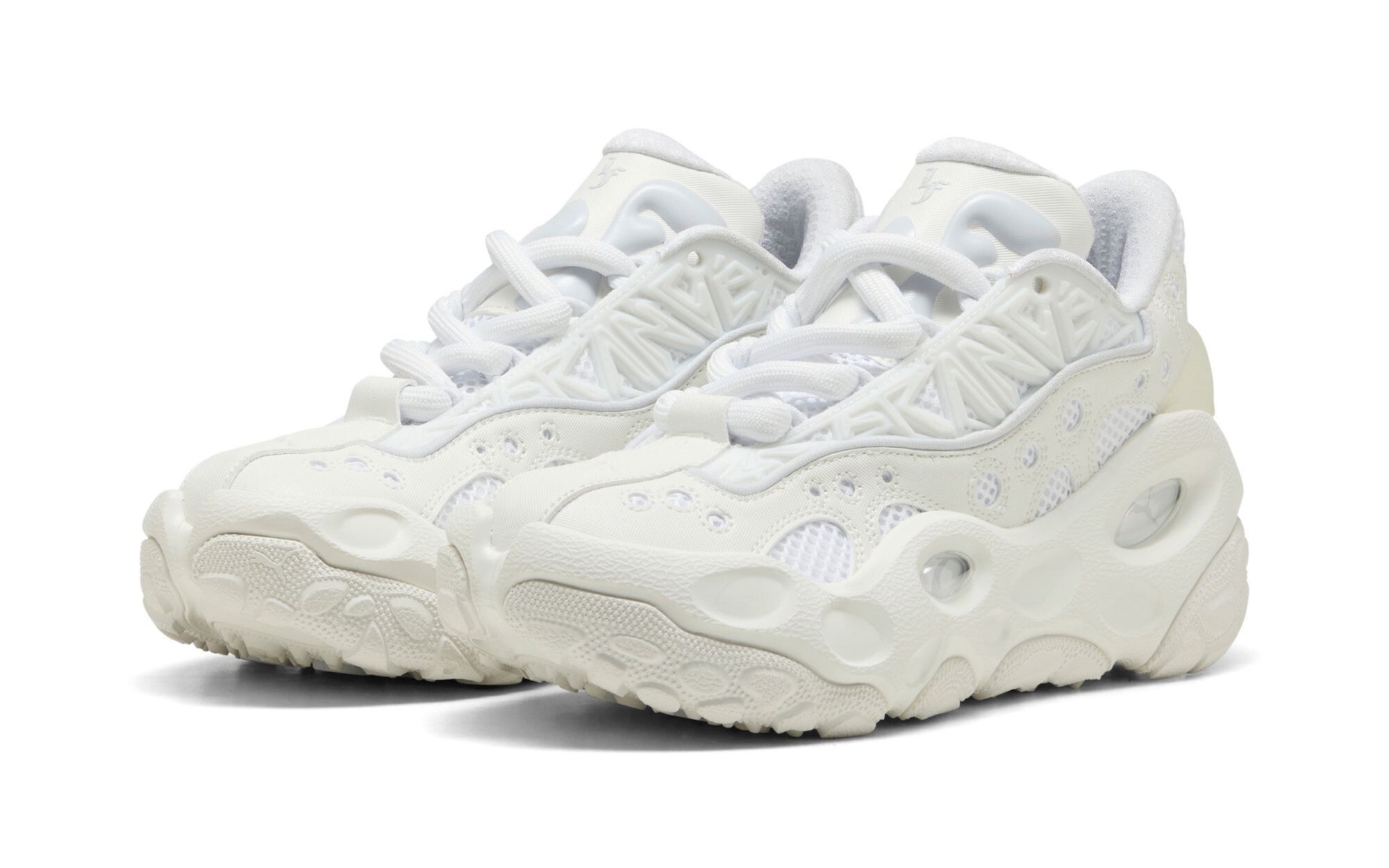 PUMA x Salehe Bembury ☆ Velum Nitro 新型コラボシューズ Salehe Bembury x PUMA Release Info