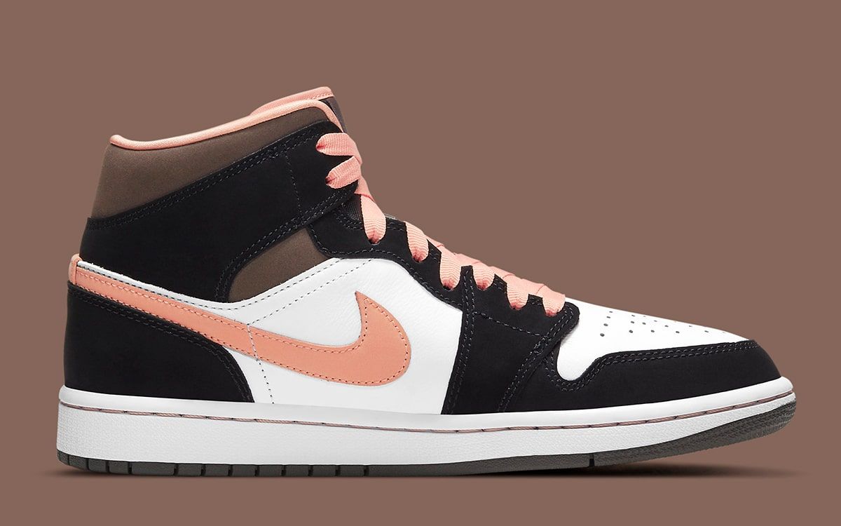 【stina未使用新品M】23SS_daisy mocha × mocha stina未使用新品M】23SS_daisy mocha × mochaの通販 by アガタ's