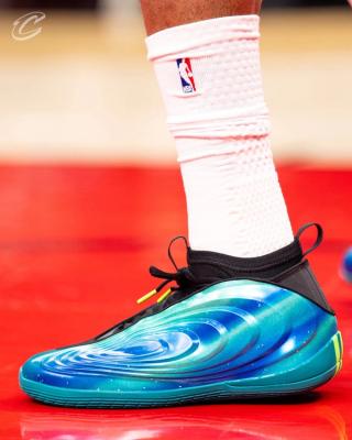 "Northern Lights" adidas Harden Vol. 10. Photo via Cleveland Cavaliers.