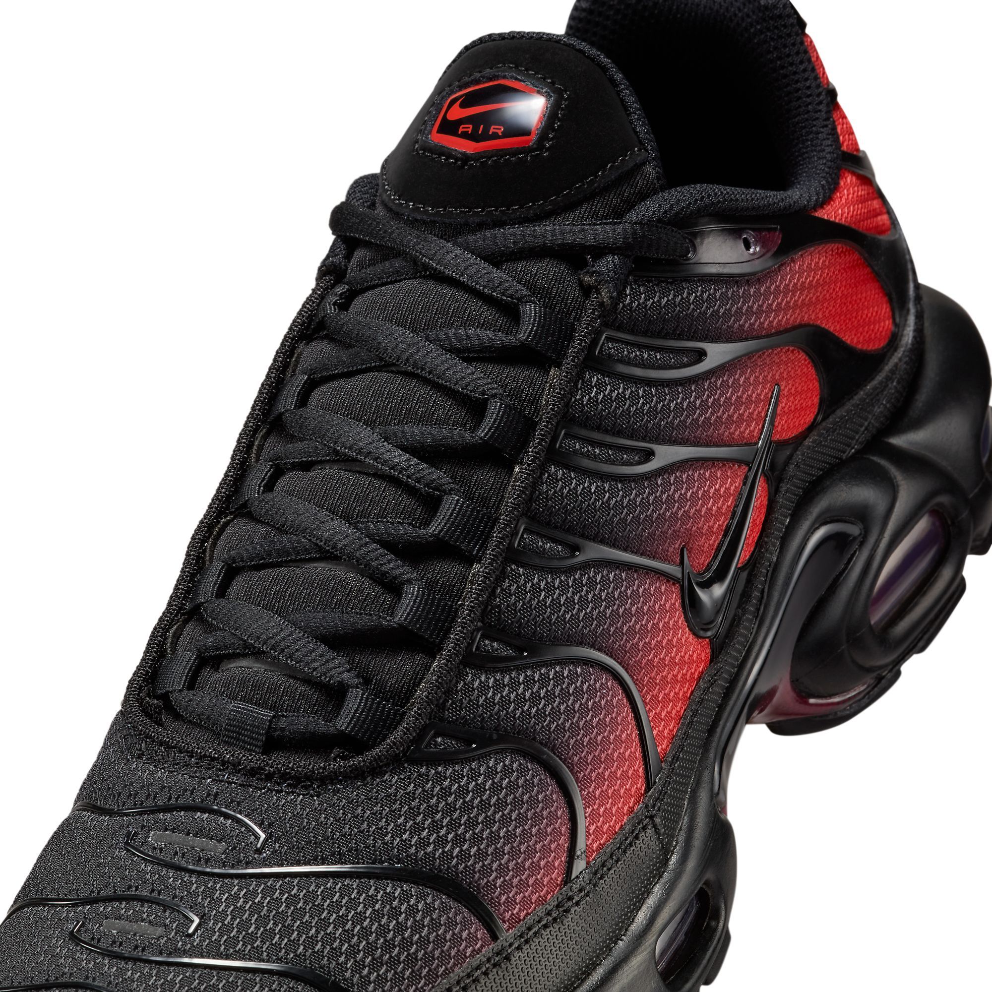 air max plus black gradient red
