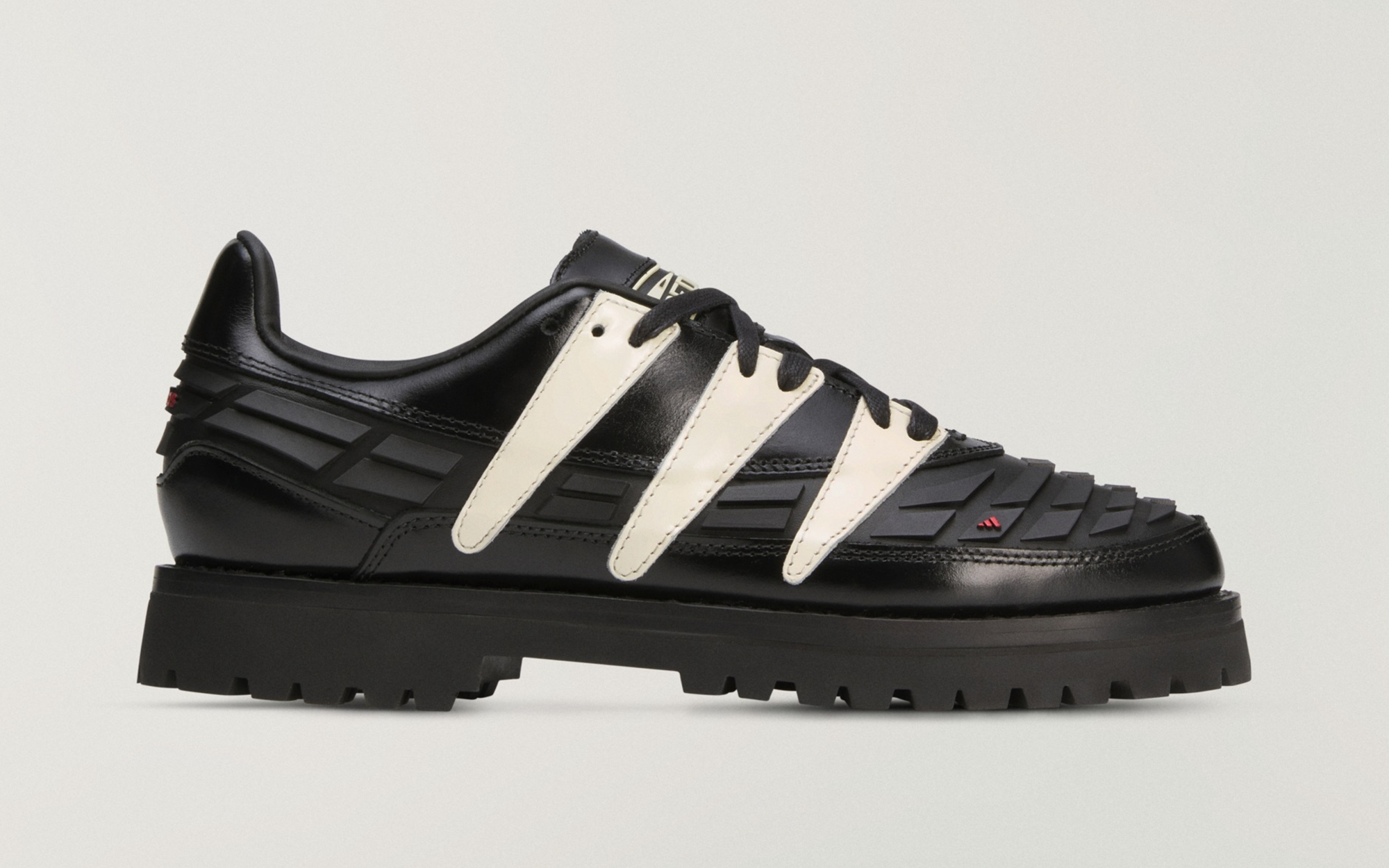 Brain Dead Disney adidas Predator 94 ディテール
