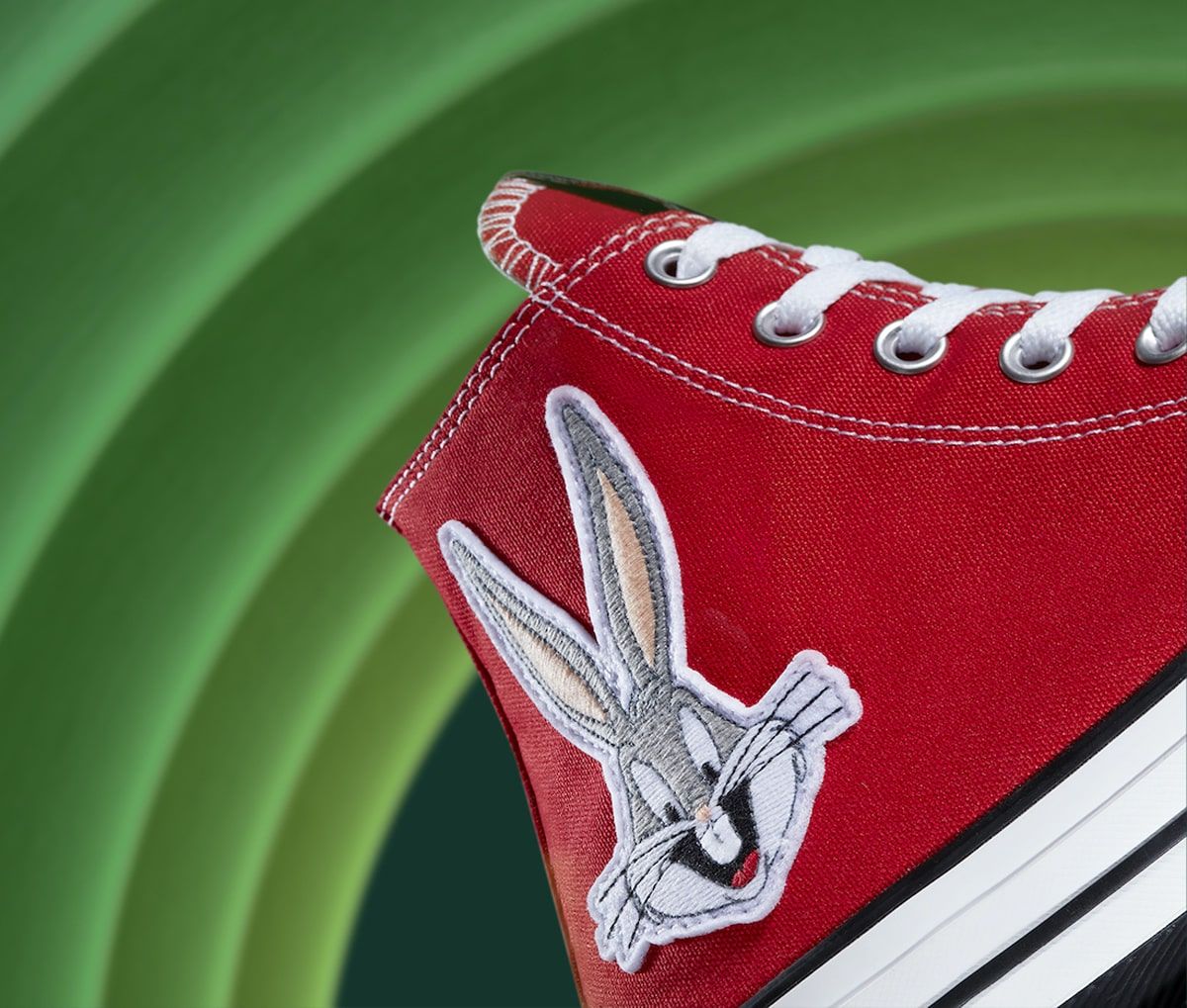 Bugs bunny 2024 converse high tops