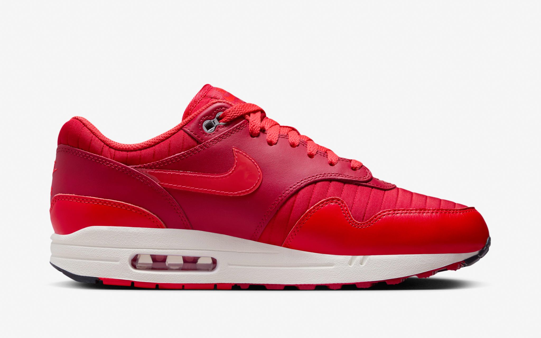 red air max 1s
