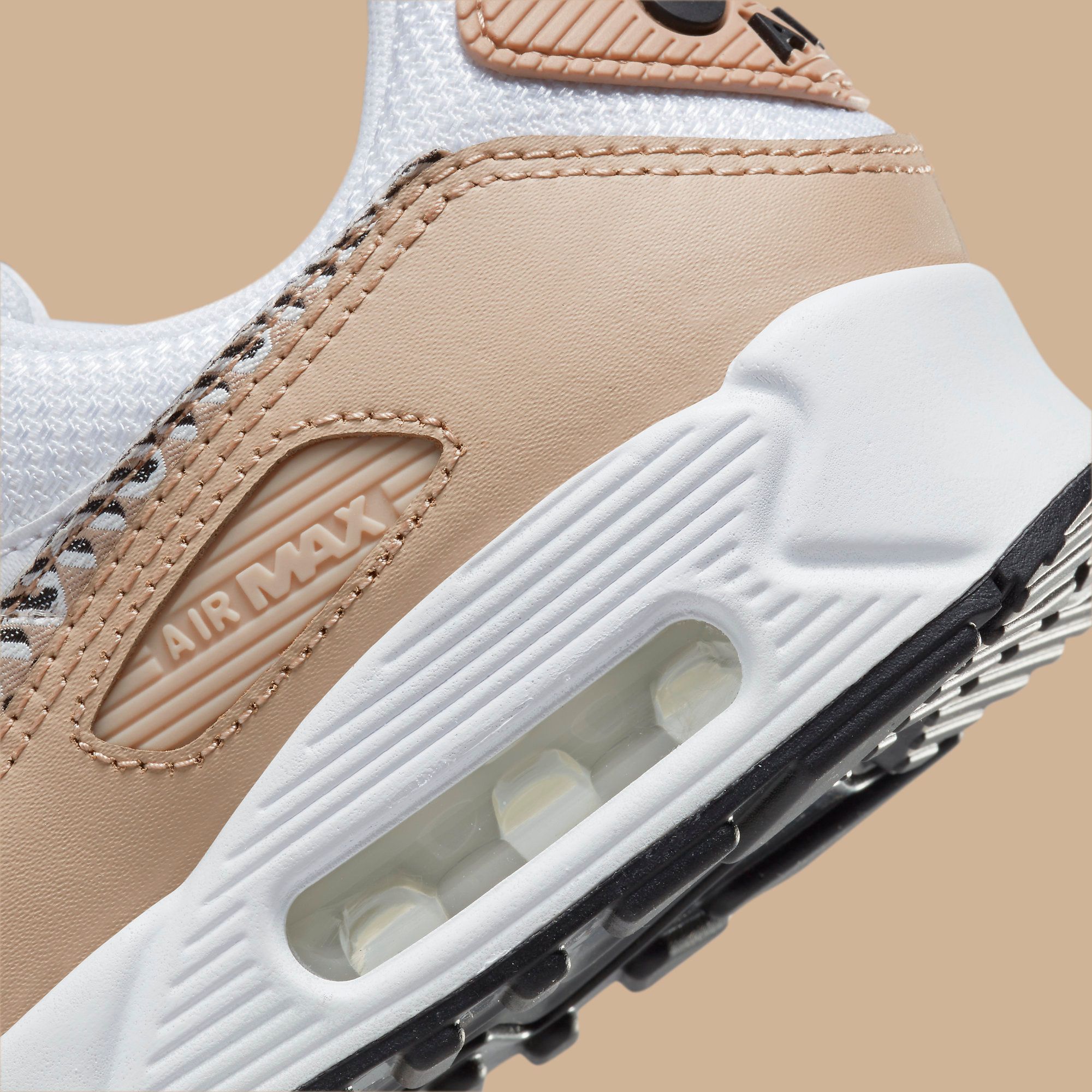 スニーカー Nike Air Max 90 United in Victory FB2617-100 Nike Air Max 90 