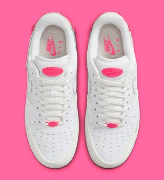 Another Air Force 1 Low “Bling” Appears in White and Pink | House of Heat°