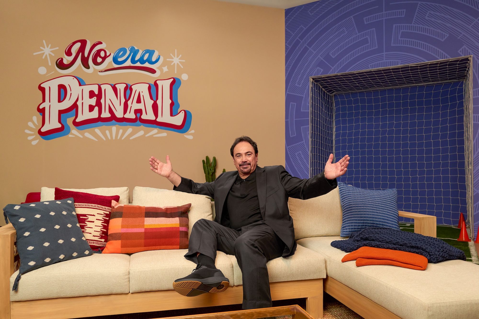 Legendary Mexican footballer Hugo Sánchez in promotional material for Airbnb's Mexico City Stadium overnight event at the former Estadio Azteca, celebrating the 2026 World Cup™.