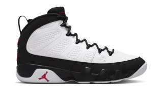 Air Jordan 9 retro in a "White/True Red/Black" color scheme (Space Jam).