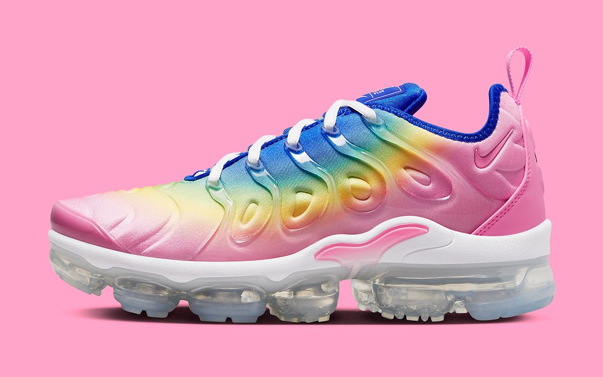 Nike vapormax hotsell rainbow 2