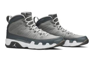 The Nike Air Jordan XVIII Mid Chicago Black Toe EU44 US0 “Cool Grey” Returns Spring 2025