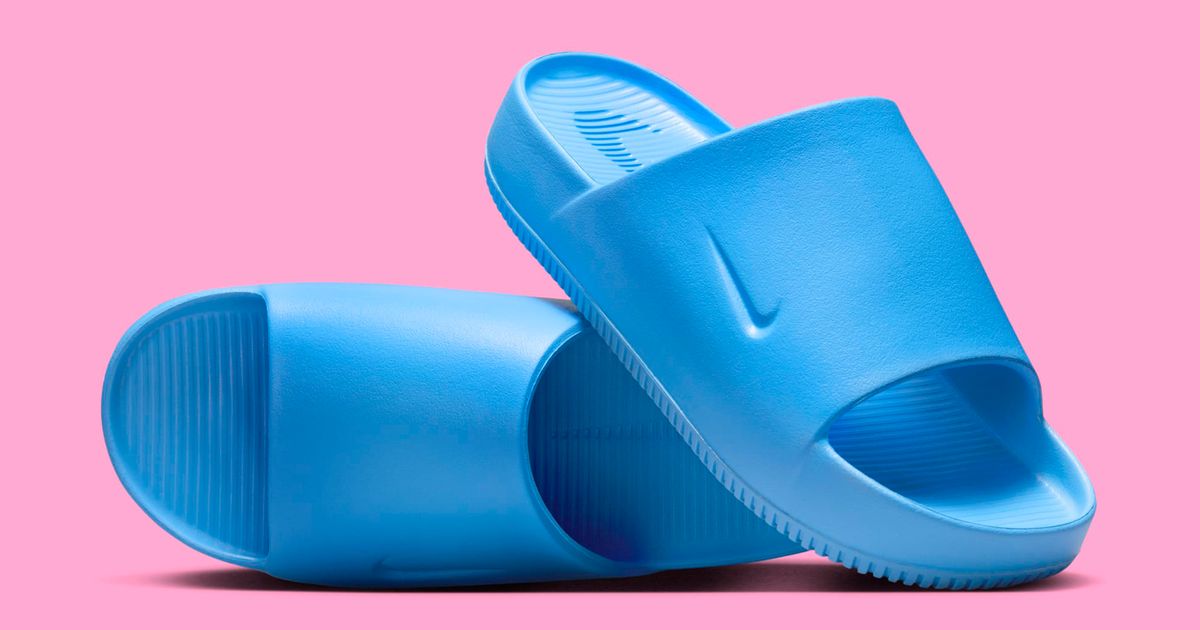 Nike Calm University Blue Unisex Water-Friendly Foam Slides Sandals US 10 UK 9 Amazon.com | NIKE Mens Male Jordan Play Slides University  main image 2