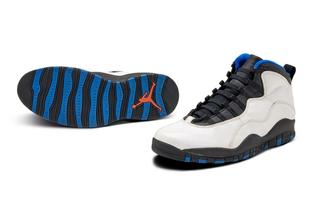 The Air Jordan 10 "Knicks" Finally Ends Its Retro Drought