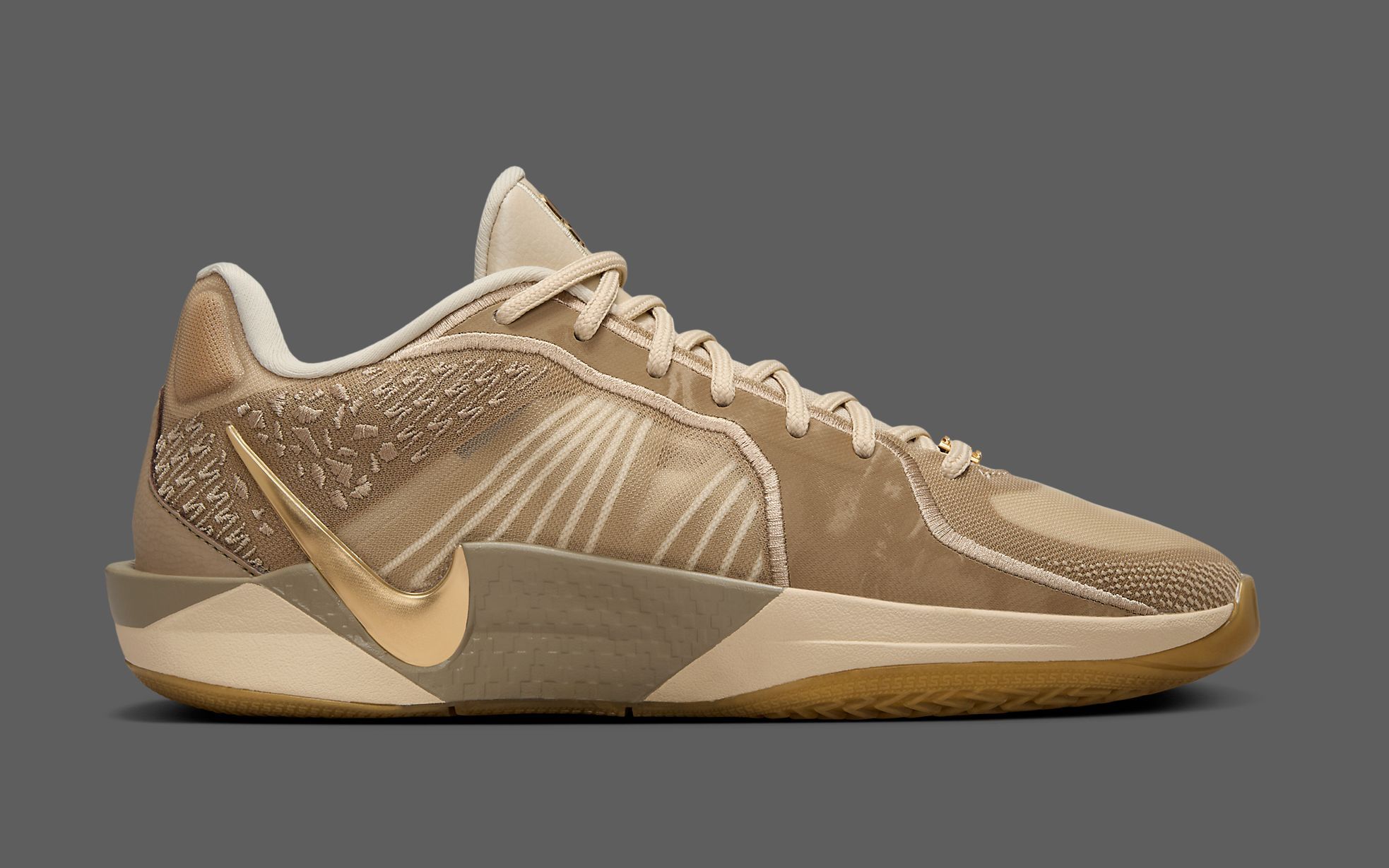 【新品】NIKE SABRINA 2 stronger than gold 26 The Nike Sabrina 2 Stronger Than Gold Releases March 2025