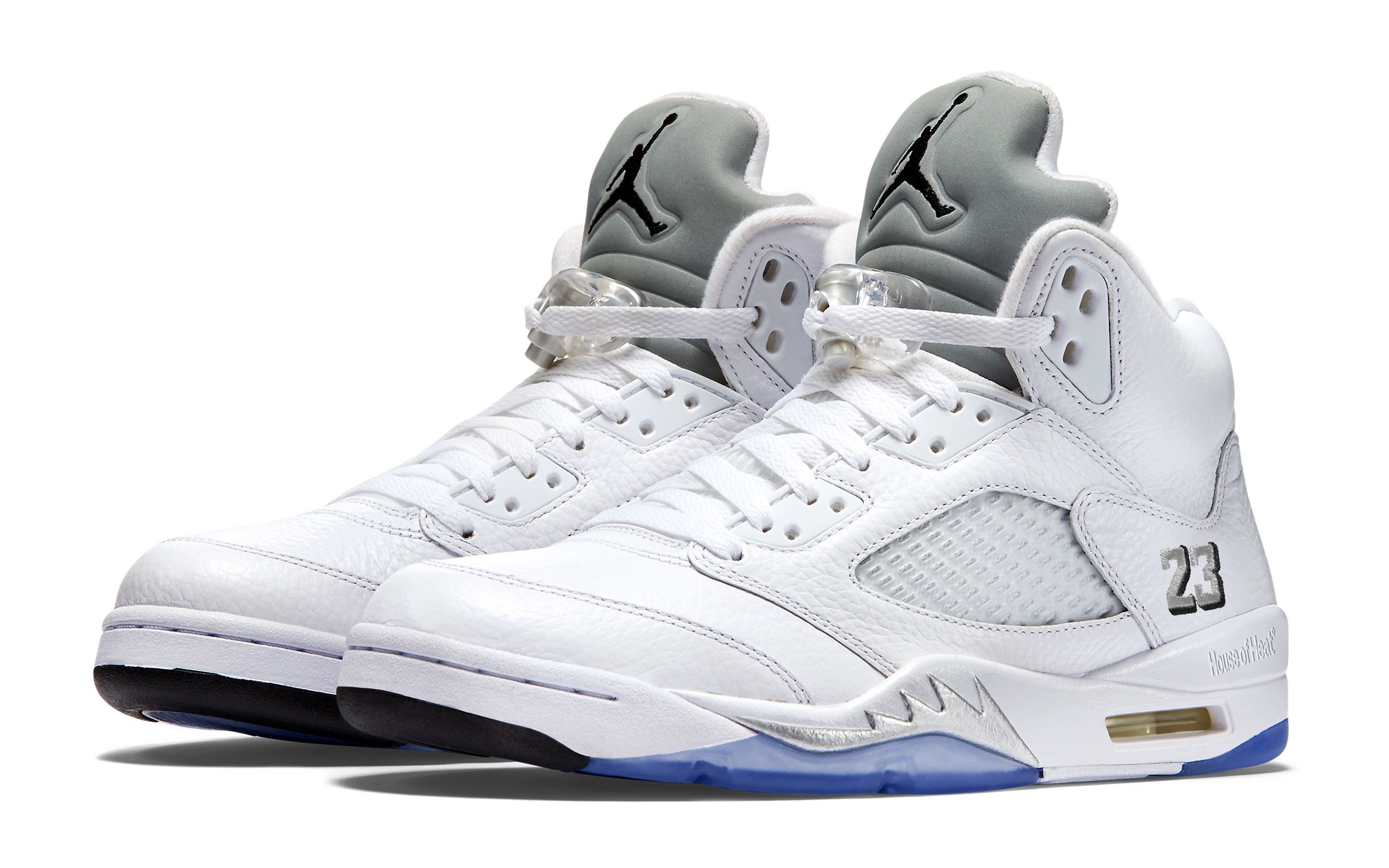 white and grey 5s