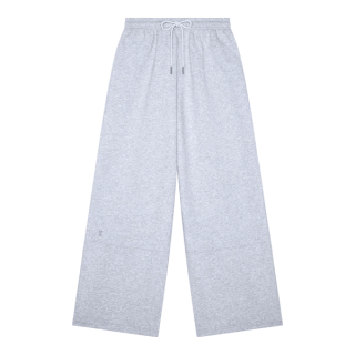On Oversized Sweatpants. Photo via On.