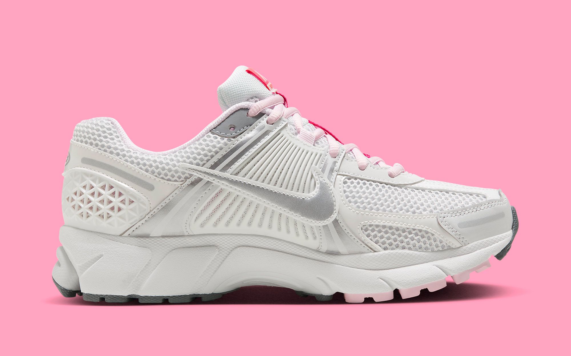 ★関税込★Nike★NIKE ZOOM VOMERO 5(W)★22-27cm★PINK★ Nike Zoom Vomero 5 Photon Dust Pink Foam (Women's) - HF1877