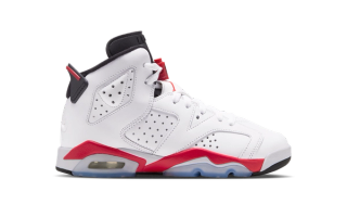 Air Jordan 6 OG "White Infrared" 2026 retro.