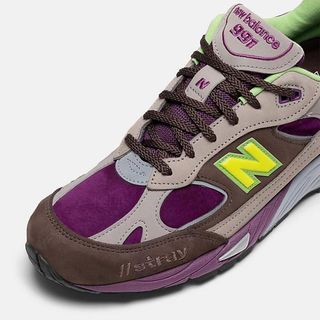 Your ID Dropping Ramen-Themed New Balance 327