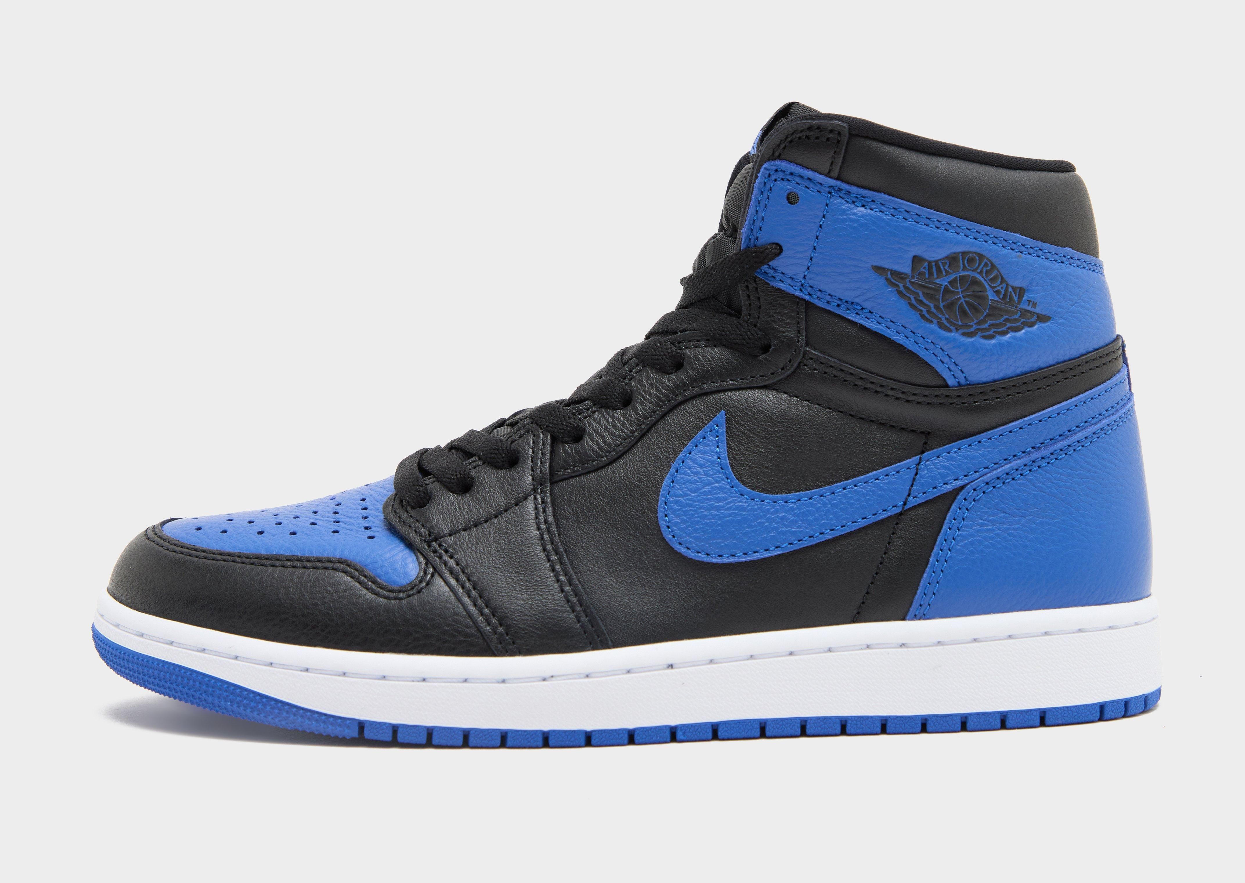 Air Jordan 1 High OG "Royal" (SKU: IQ5495-005). Photo via JD Sports.