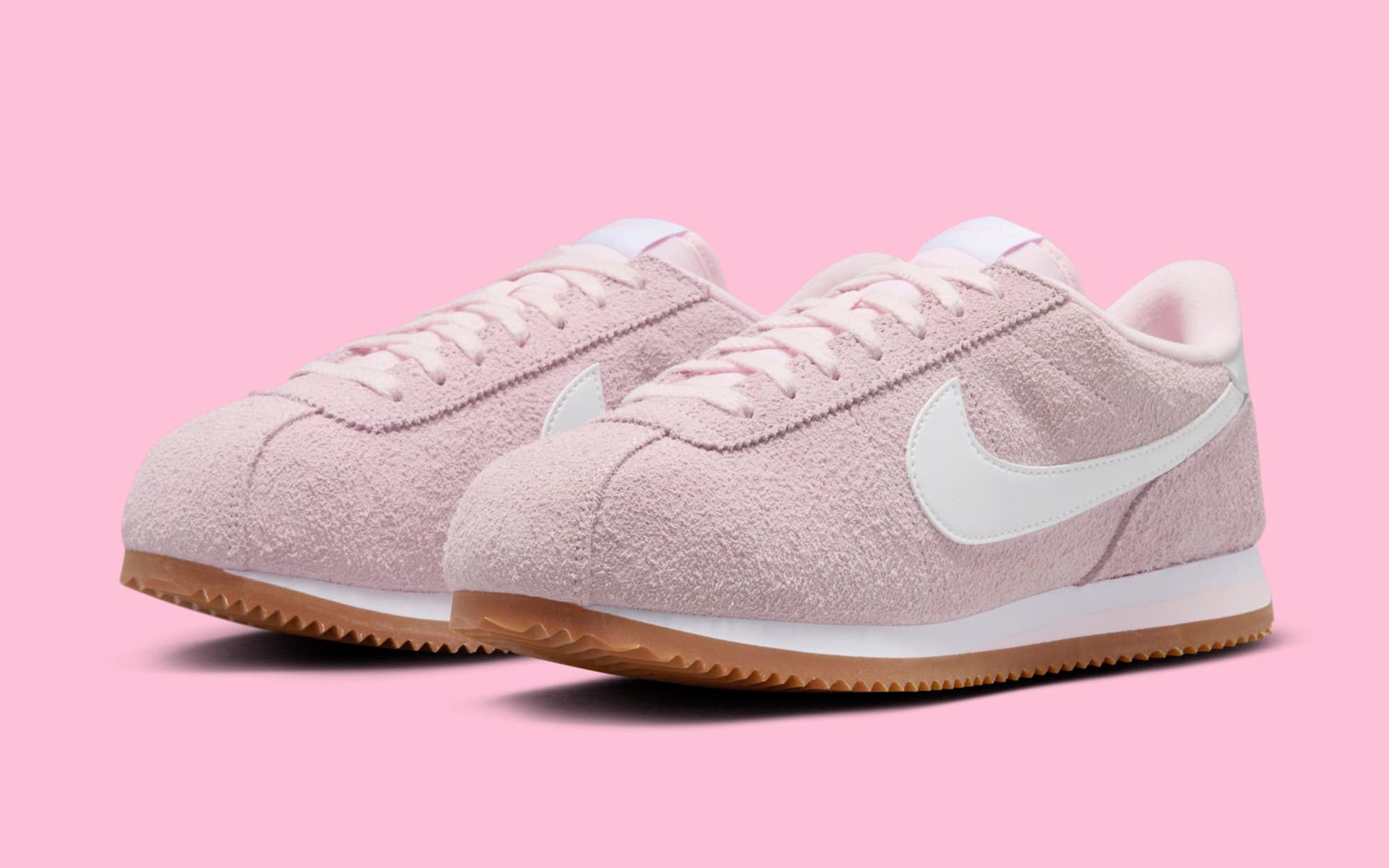 Nike suede pink online