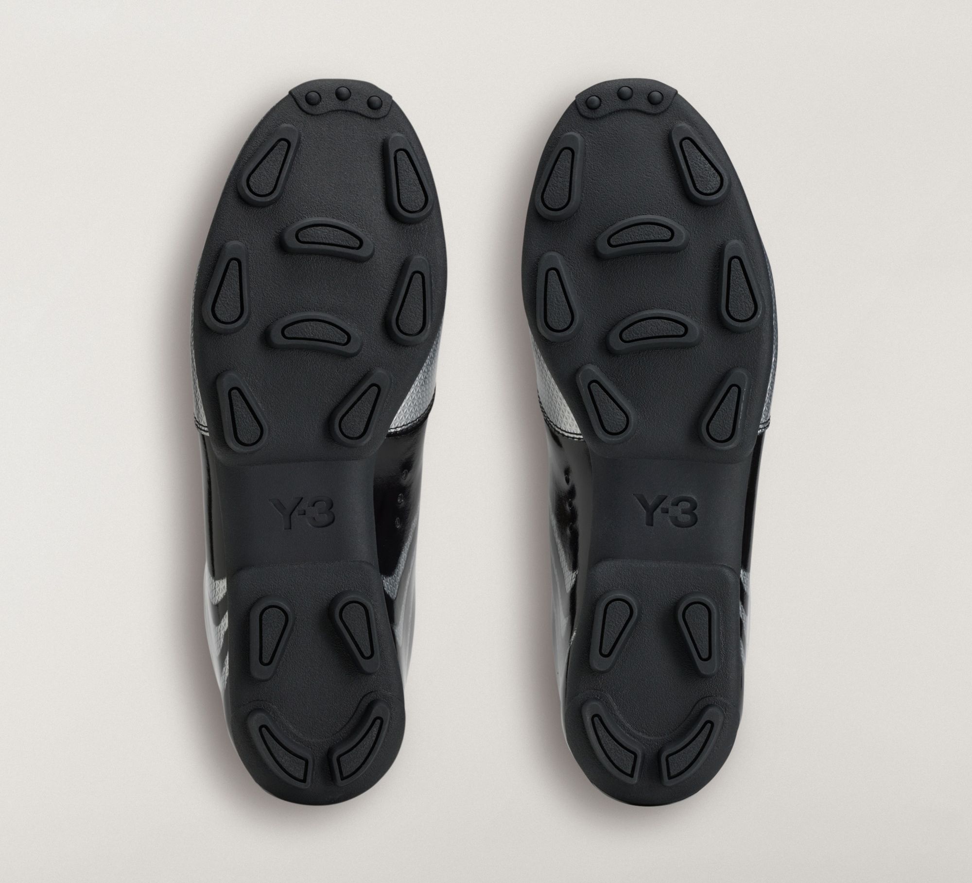CHITO x adidas Y-3 F50 TUNIT AOP "Black/Silver" (SKU: KH6855). Photo via adidas.