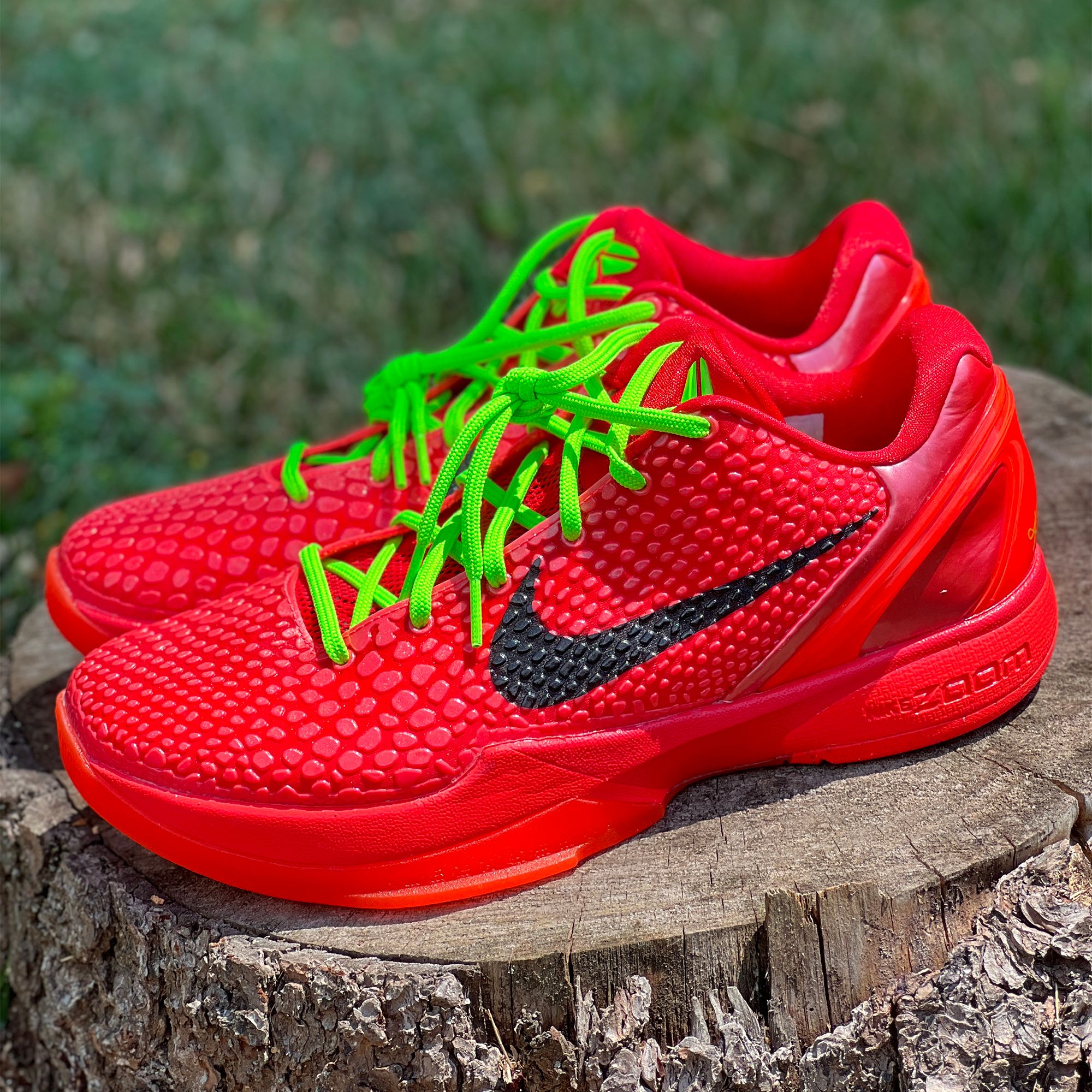 Official Images // Nike Kobe 6 “Reverse Grinch