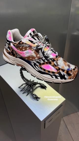 Westside Gunn x Saucony Grid Jazz 9 "Awesome Gods" in Paris. Photo by @beachykj on Instagram Stories.