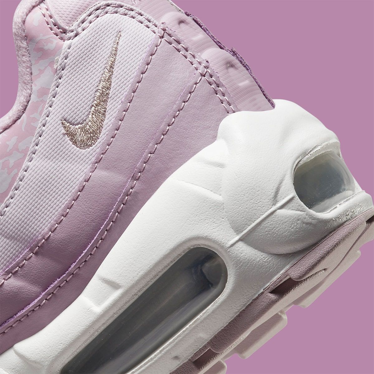 Pink Air Max 95 Appears with Reflective Camo Paneling | House of Heat°