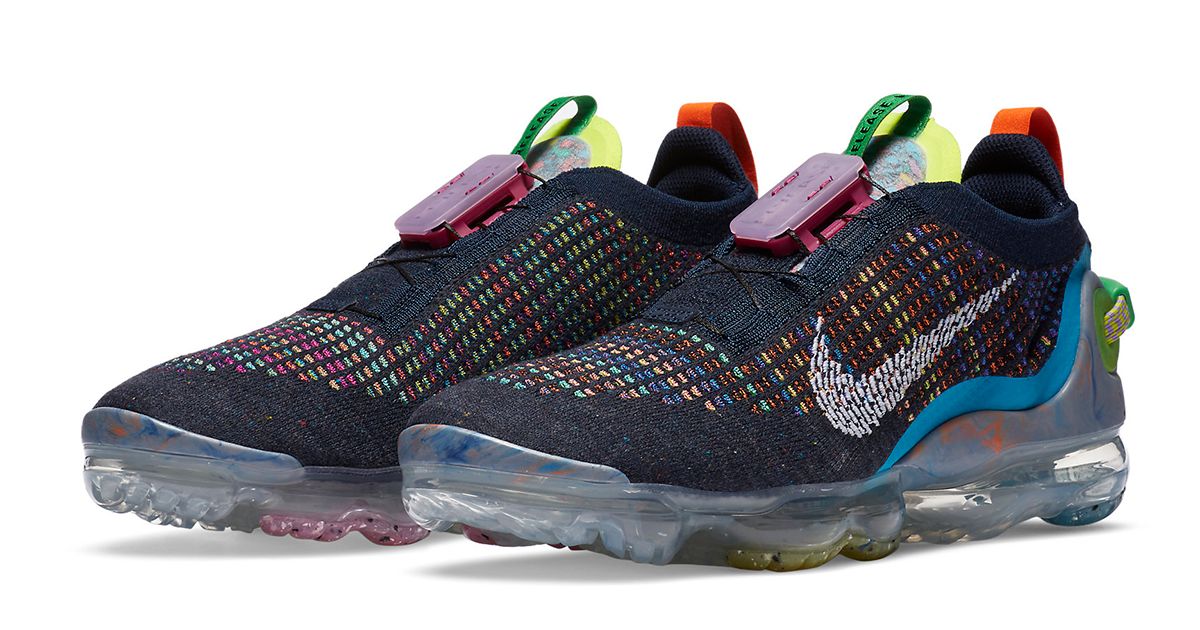 vapormax 2020 navy blue