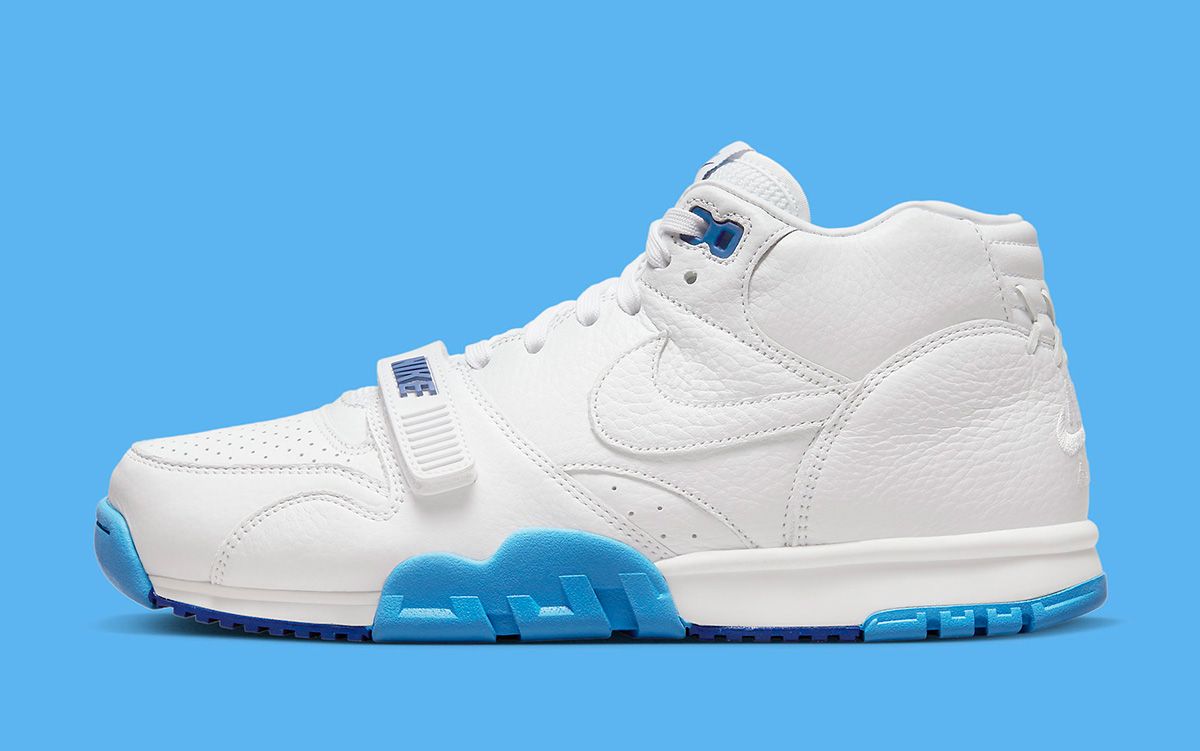 Nike air clearance trainer 18 white