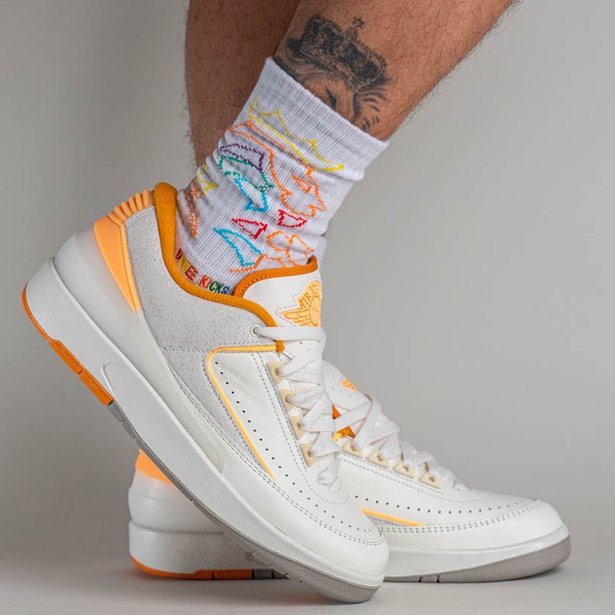 Jordan high quality 2 Retro Low White Varsity Maize