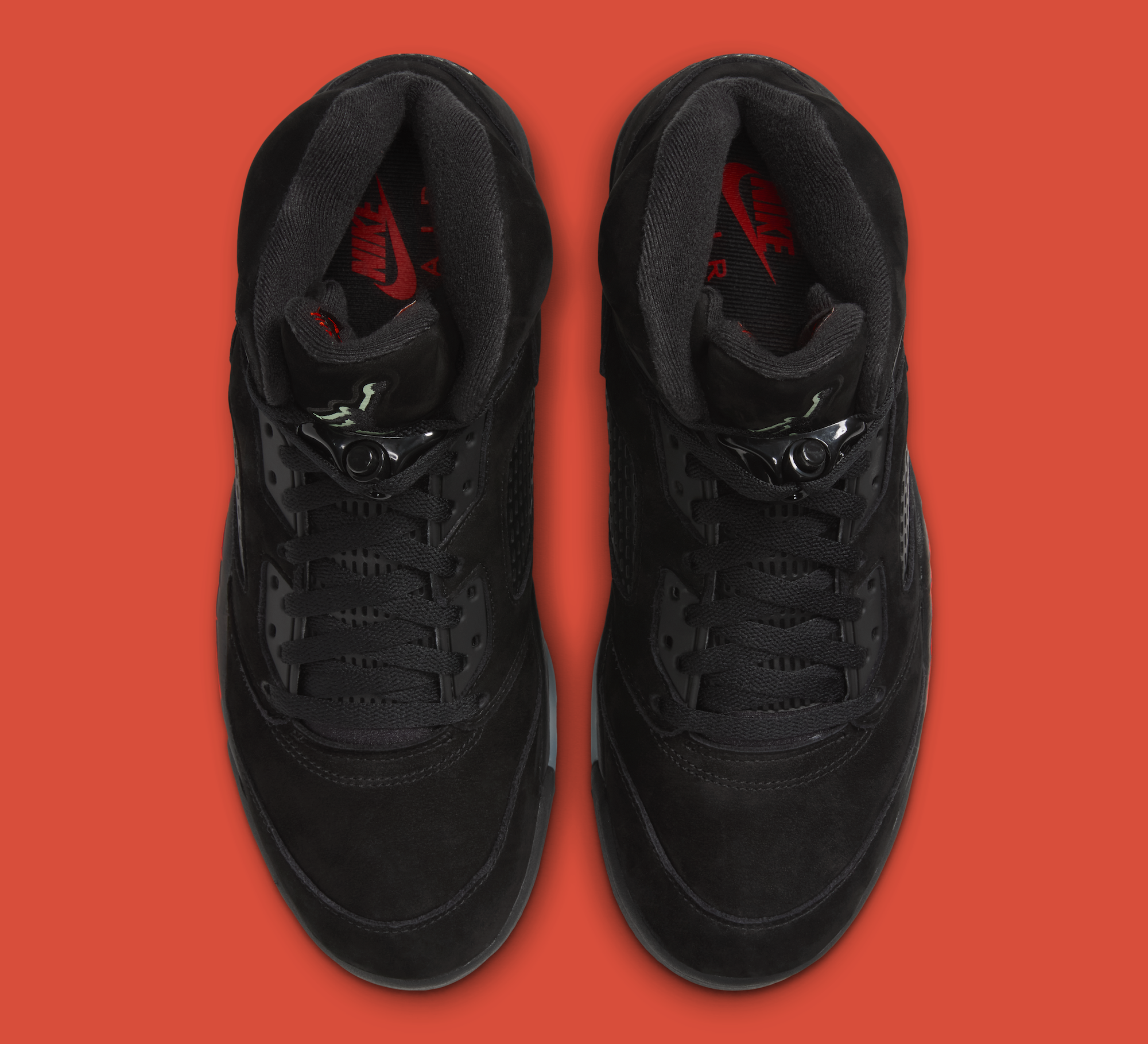 Air Jordan 5 "Halloween" (SKU: HQ7978-001). Photo via Nike.