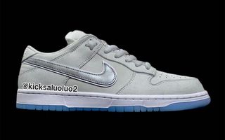 concepts nike sb dunk low white lobster fd8776 100 1