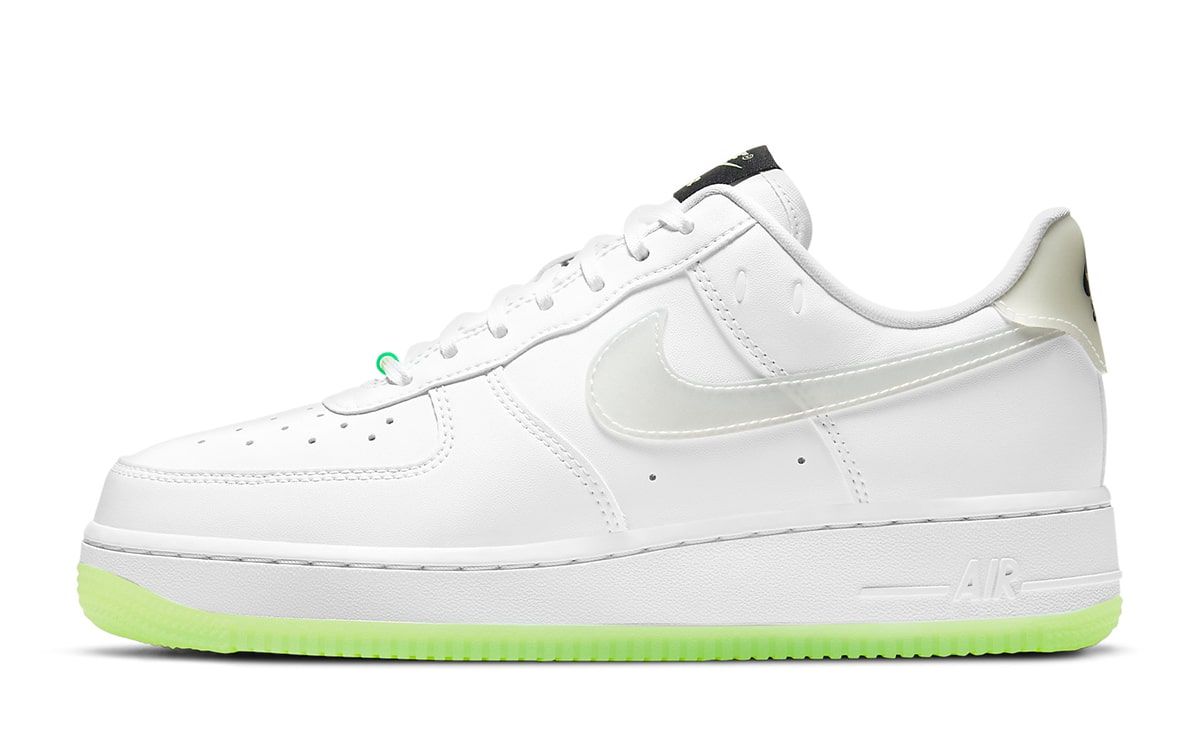 Air force 1 glow clearance in the dark white