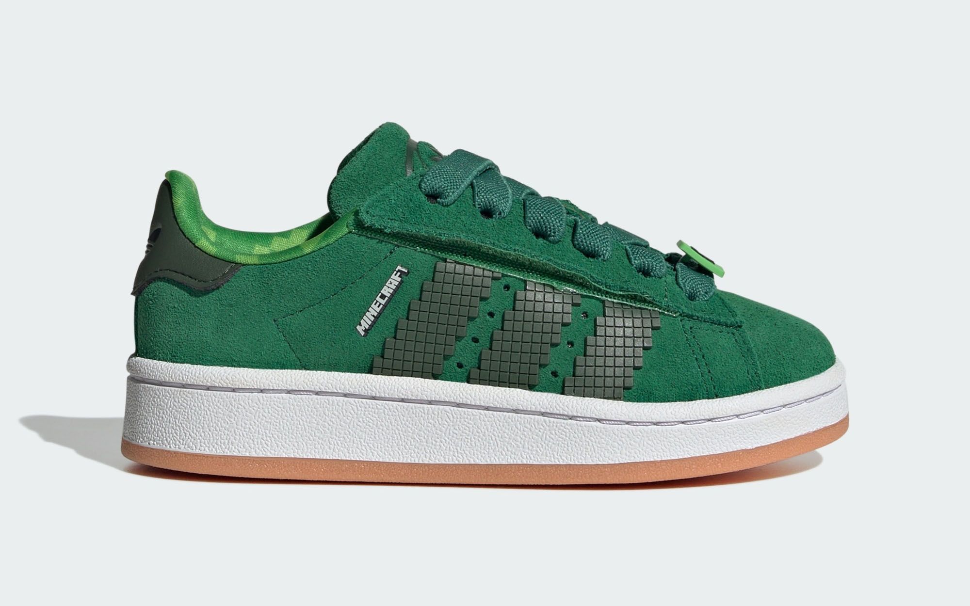  Campus 00s Minecraft 17cm クリーパー　緑 The Minecraft x Adidas Collection Includes A Campus 00s for