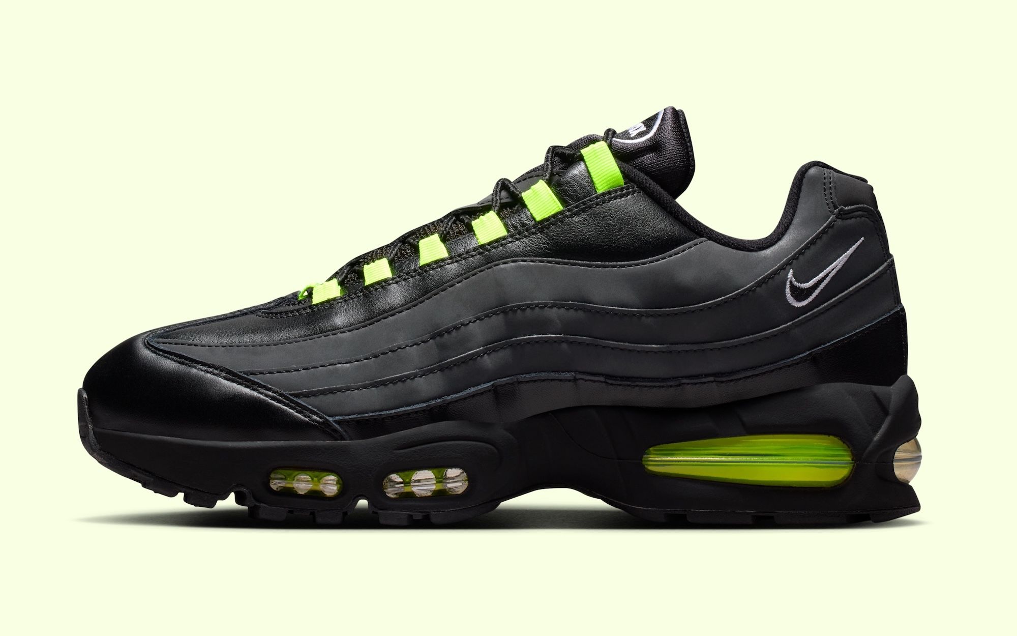 Official Images: Harajuku-Inspired Nike Air Max 95 | House of Heat°