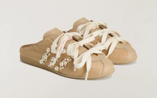 Simone Rocha x adidas Japan Slip-On "Magic Beige" (SKU: KJ5251). Photo via adidas.