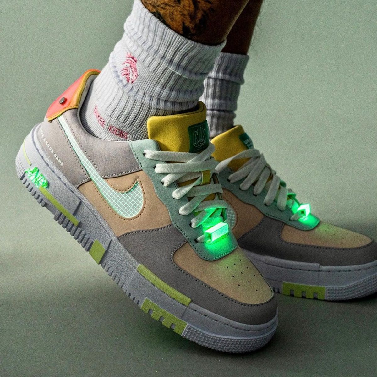 nike air force pixel green