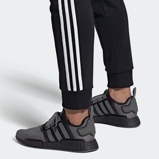 adidas nmd r1 fv1733 cost black release date info 7